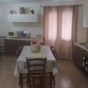 Su Cuccureddu , Onifai Italia